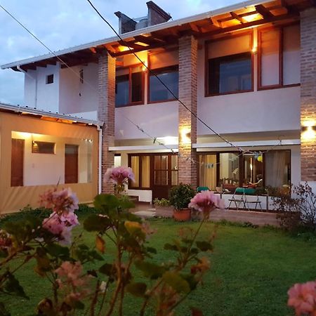 Accueillant Auberge Salta Exterior photo